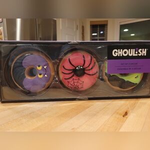 Ghoulish Halloween Donut Decor Set